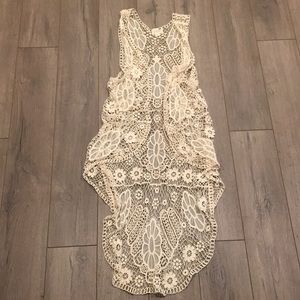 LA Hearts sleeveless sweater